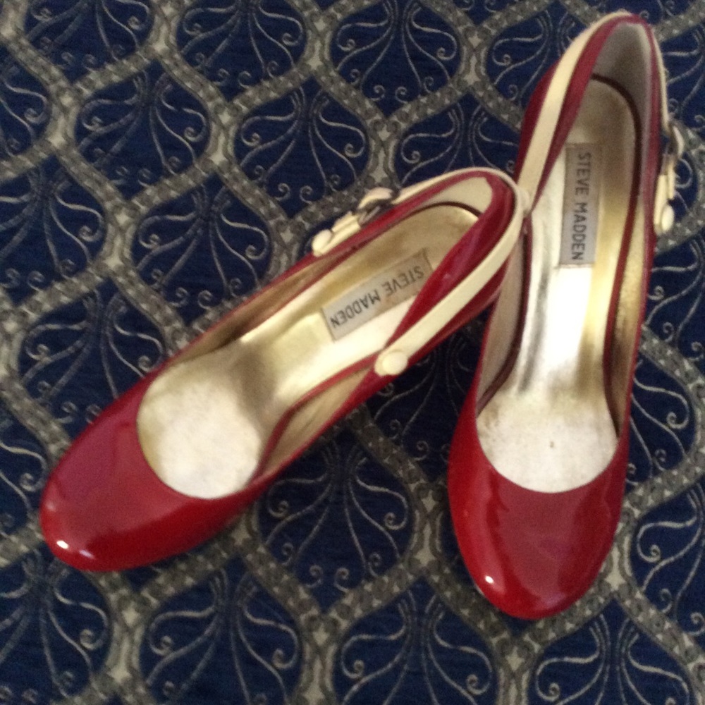Steve Madden Patent leather Mary Janes